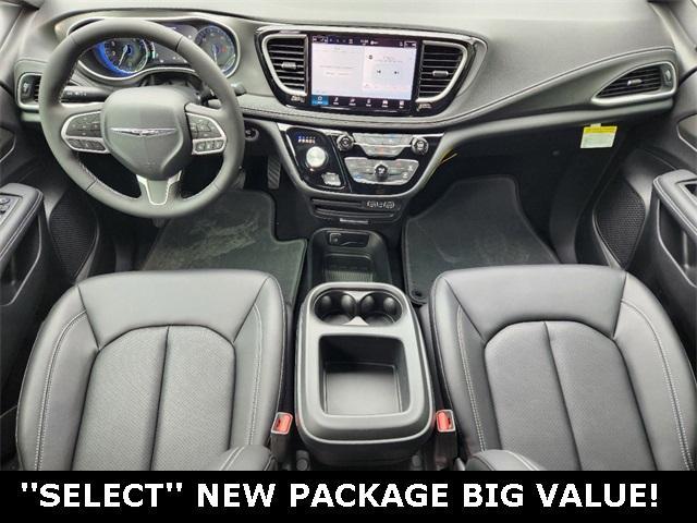 new 2025 Chrysler Pacifica car, priced at $37,395