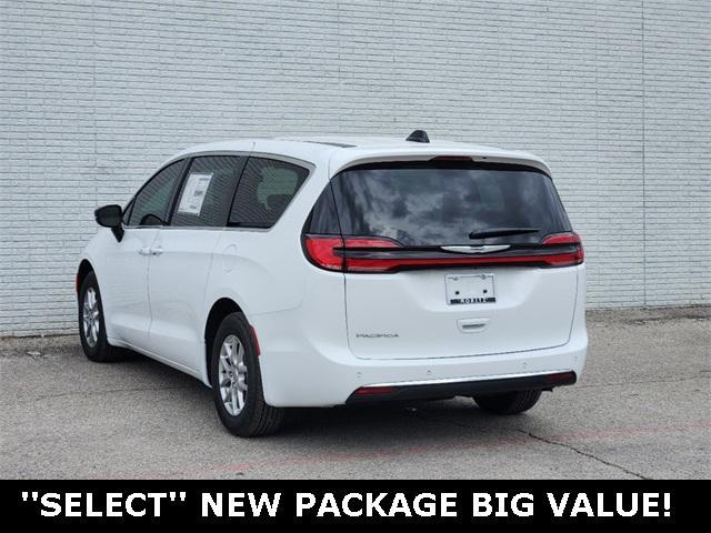 new 2025 Chrysler Pacifica car, priced at $37,395