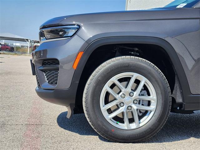 new 2025 Jeep Grand Cherokee car, priced at $36,125