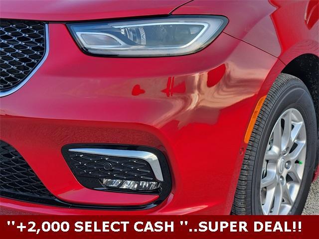 new 2026 Chrysler Pacifica car, priced at $39,235