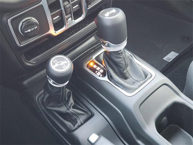 new 2025 Jeep Wrangler car, priced at $37,485