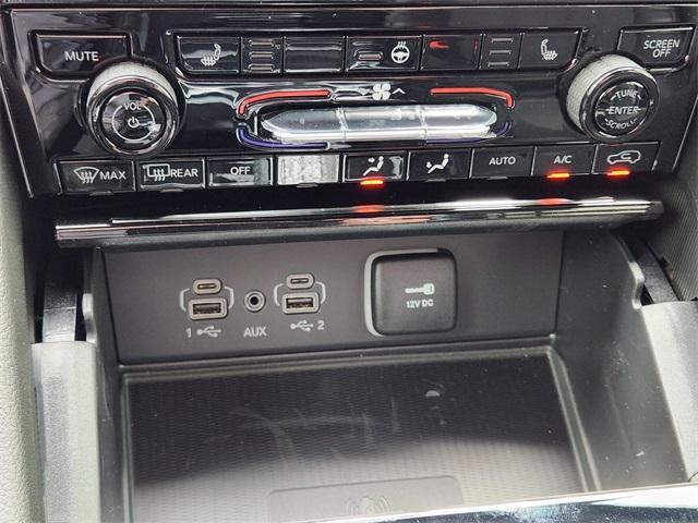 new 2025 Jeep Grand Cherokee L car, priced at $38,830
