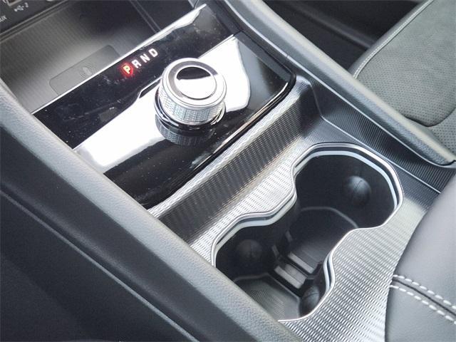 new 2025 Jeep Grand Cherokee car, priced at $38,480