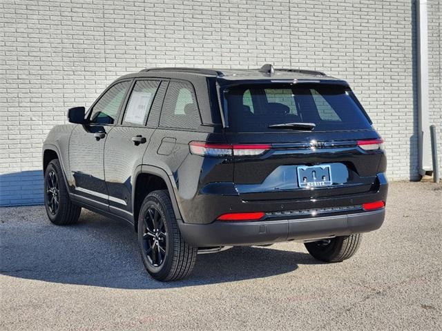 new 2025 Jeep Grand Cherokee car, priced at $38,755