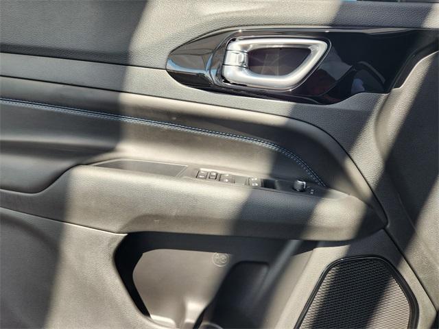 new 2026 Jeep Compass car, priced at $32,875