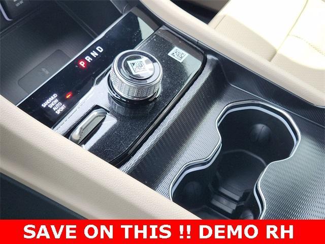 new 2025 Jeep Grand Cherokee car, priced at $49,541