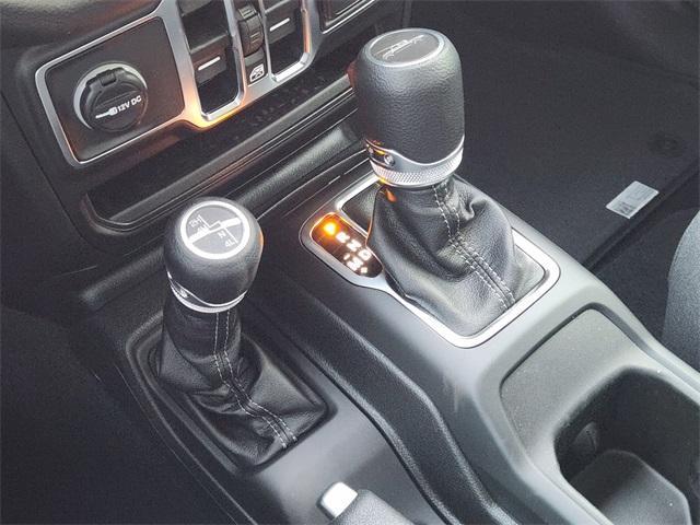 new 2025 Jeep Gladiator car, priced at $37,185