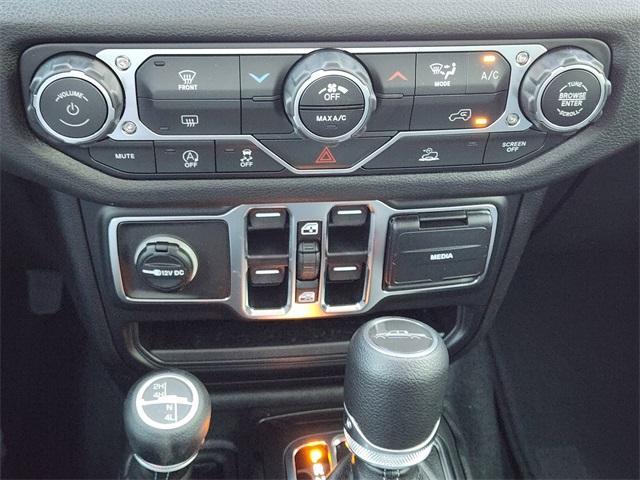 new 2025 Jeep Gladiator car, priced at $37,185