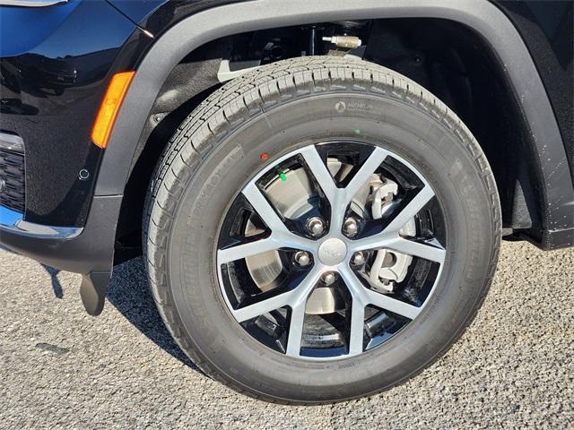 new 2025 Jeep Grand Cherokee L car, priced at $47,212