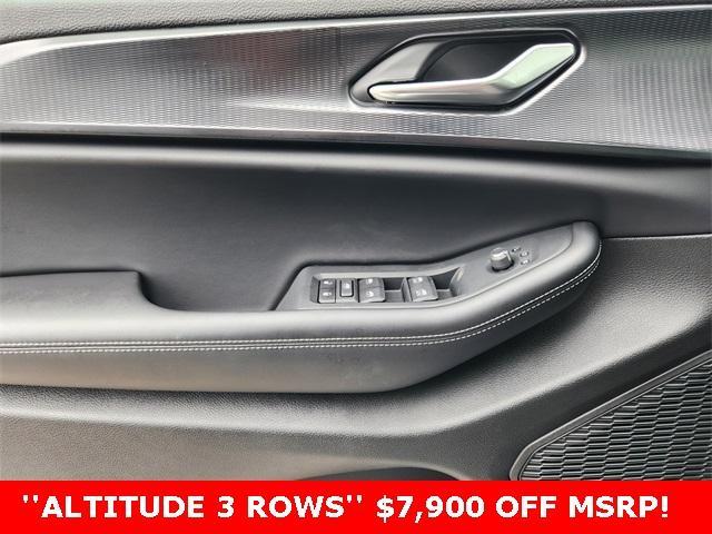 new 2025 Jeep Grand Cherokee L car, priced at $38,830
