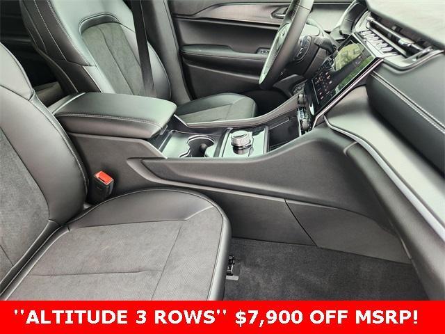 new 2025 Jeep Grand Cherokee L car, priced at $38,830