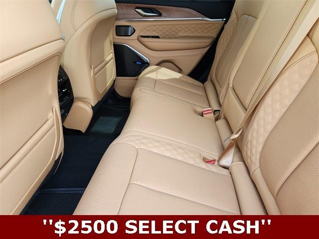 new 2025 Jeep Grand Cherokee car, priced at $61,769