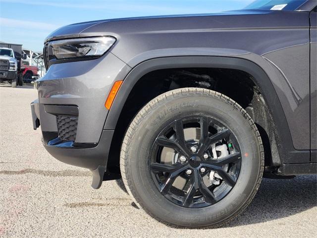 new 2025 Jeep Grand Cherokee L car, priced at $40,580