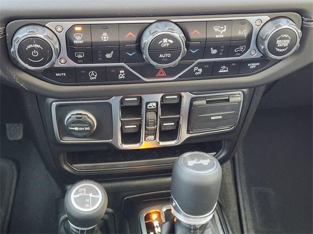 new 2025 Jeep Wrangler car, priced at $51,785