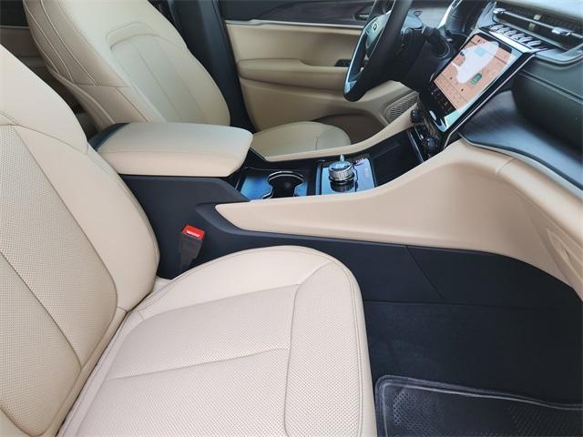 new 2025 Jeep Grand Cherokee L car, priced at $49,665
