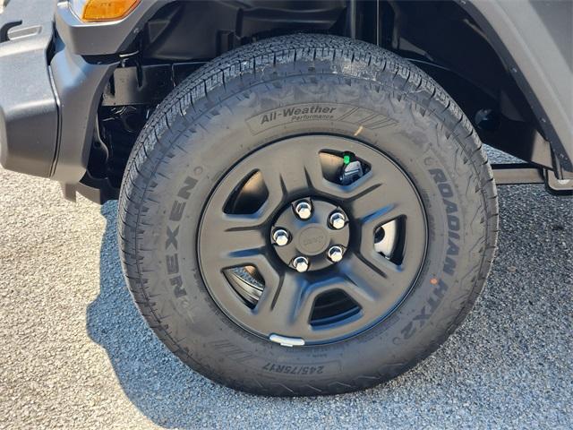 new 2025 Jeep Wrangler car, priced at $37,080