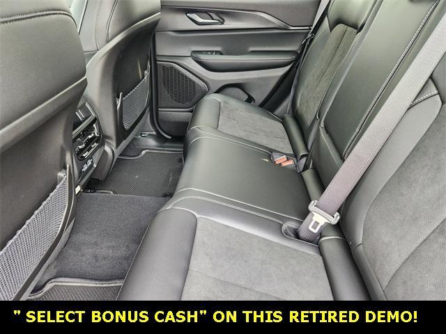 new 2025 Jeep Grand Cherokee car, priced at $39,635