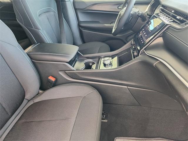 new 2025 Jeep Grand Cherokee L car, priced at $35,950