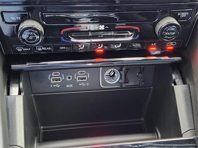 new 2025 Jeep Grand Cherokee L car, priced at $35,950