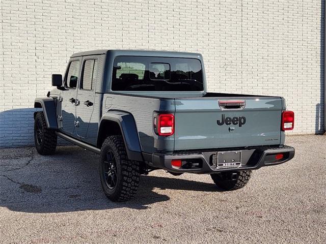 new 2025 Jeep Gladiator car, priced at $48,380