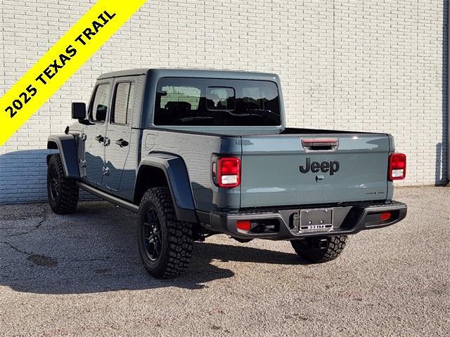 new 2025 Jeep Gladiator car, priced at $44,230