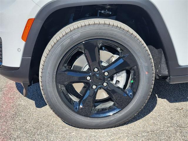 new 2025 Jeep Grand Cherokee L car, priced at $50,165
