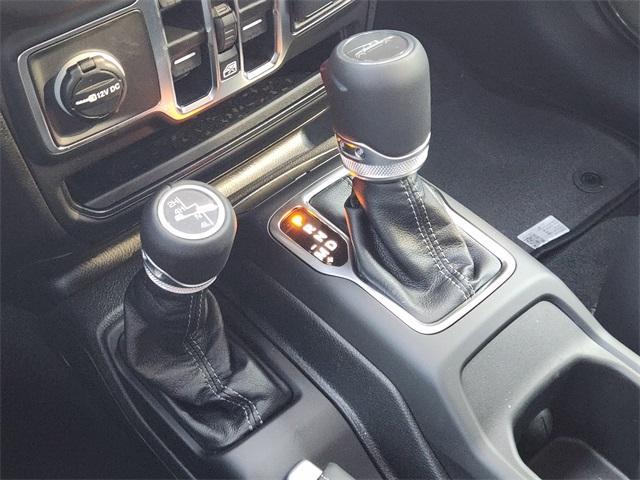 new 2025 Jeep Gladiator car, priced at $43,730