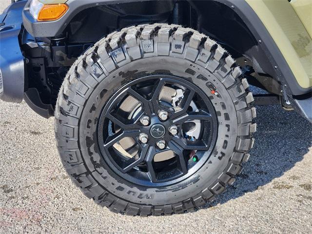new 2025 Jeep Gladiator car, priced at $43,730
