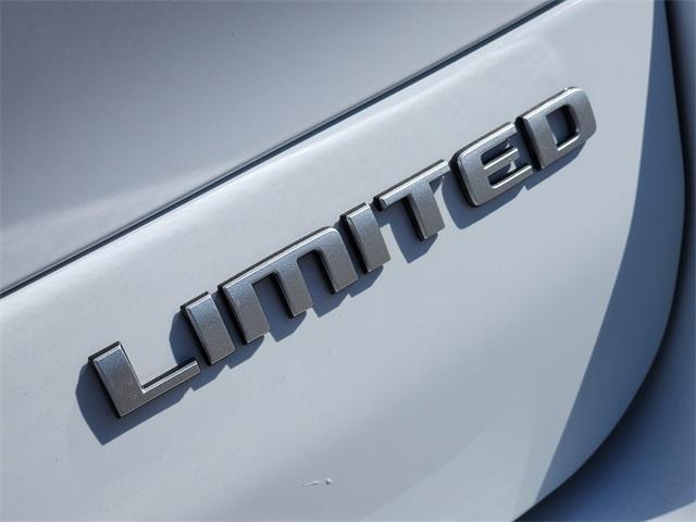 new 2025 Jeep Grand Cherokee L car, priced at $41,175