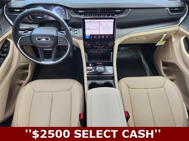 new 2025 Jeep Grand Cherokee L car, priced at $46,572