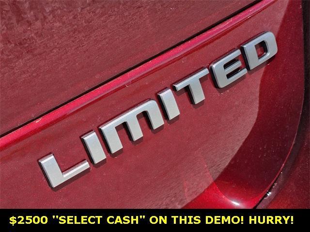 new 2025 Jeep Grand Cherokee L car, priced at $49,460