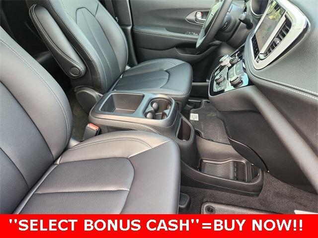 new 2026 Chrysler Pacifica car, priced at $39,880