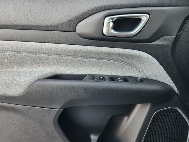 new 2026 Jeep Compass car, priced at $27,595