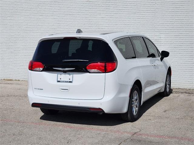 new 2025 Chrysler Voyager car, priced at $40,190