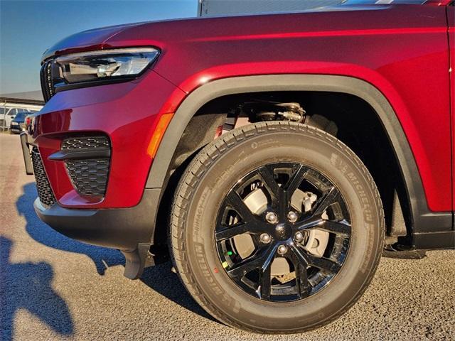 new 2024 Jeep Grand Cherokee car, priced at $36,530