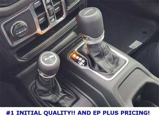 new 2025 Jeep Gladiator car, priced at $43,389