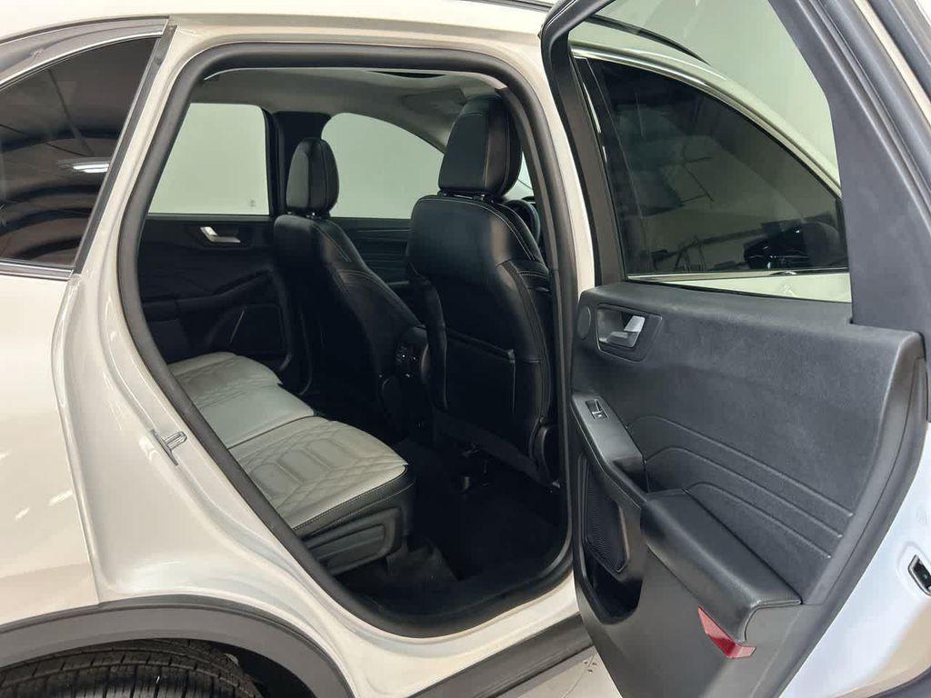 used 2023 Ford Escape car, priced at $28,900