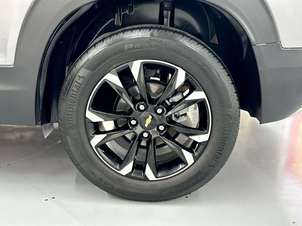 used 2023 Chevrolet TrailBlazer car, priced at $21,900