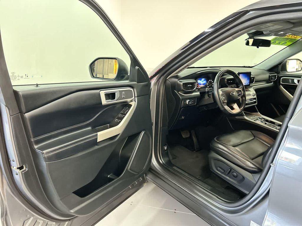used 2021 Ford Explorer car, priced at $26,900
