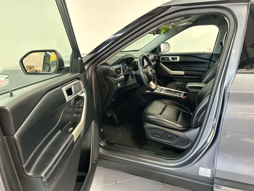 used 2021 Ford Explorer car, priced at $26,900