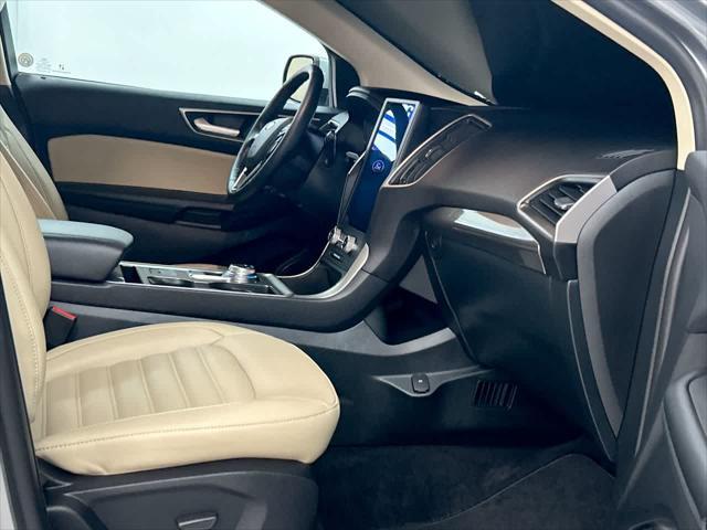 used 2024 Ford Edge car, priced at $29,900