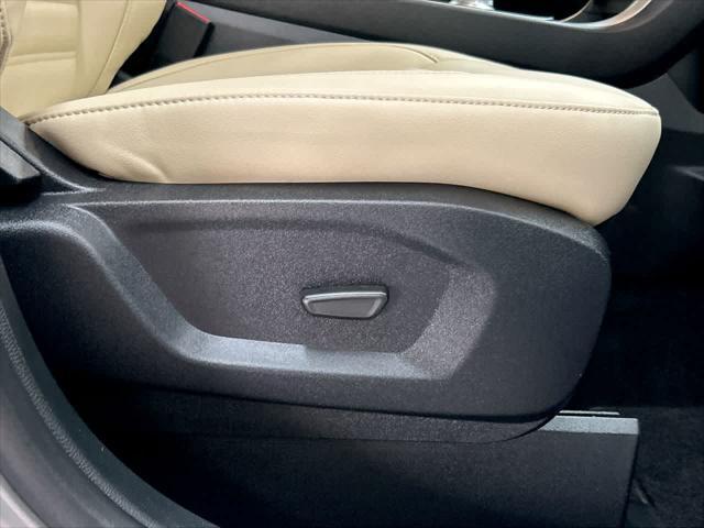 used 2024 Ford Edge car, priced at $29,900