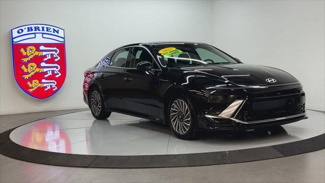 used 2025 Hyundai Sonata Hybrid car, priced at $37,400
