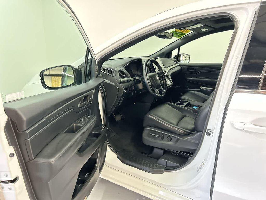 used 2023 Honda Odyssey car, priced at $41,900