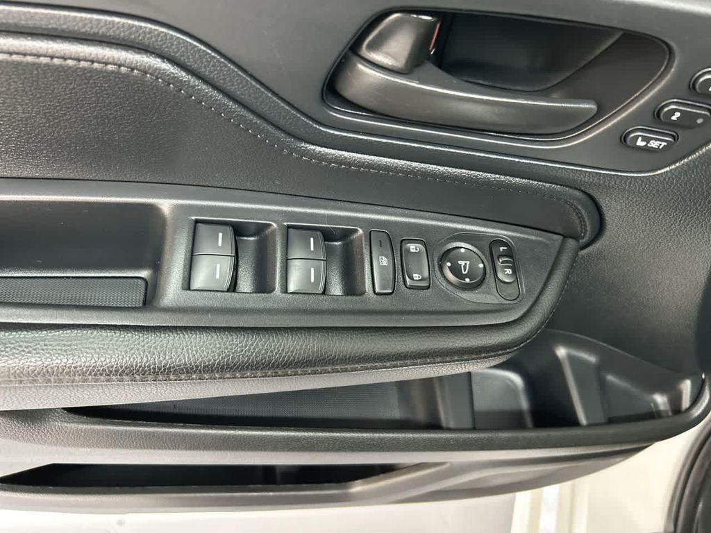 used 2023 Honda Odyssey car, priced at $41,900