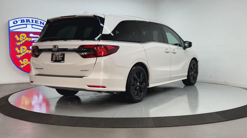 used 2023 Honda Odyssey car, priced at $41,900