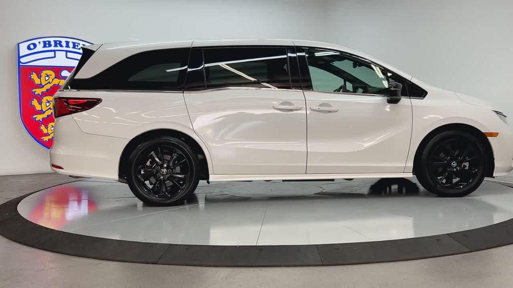 used 2023 Honda Odyssey car, priced at $41,900