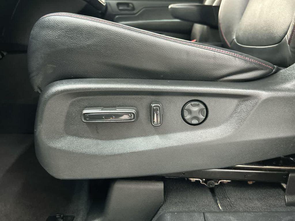 used 2023 Honda Odyssey car, priced at $41,900
