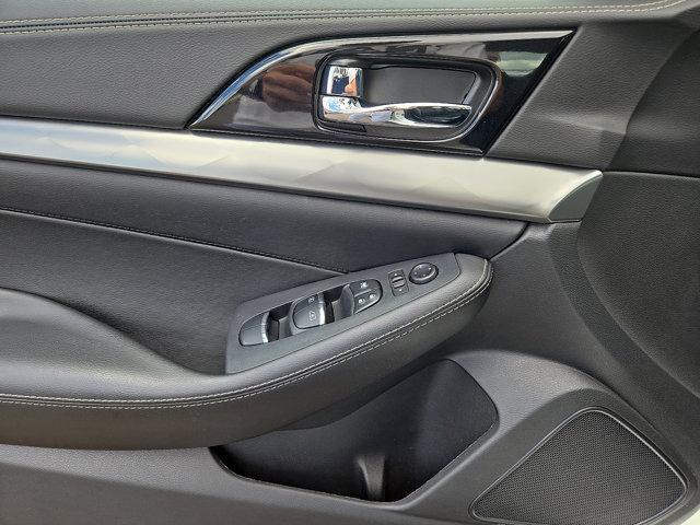 used 2021 Nissan Maxima car