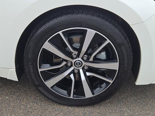 used 2021 Nissan Maxima car